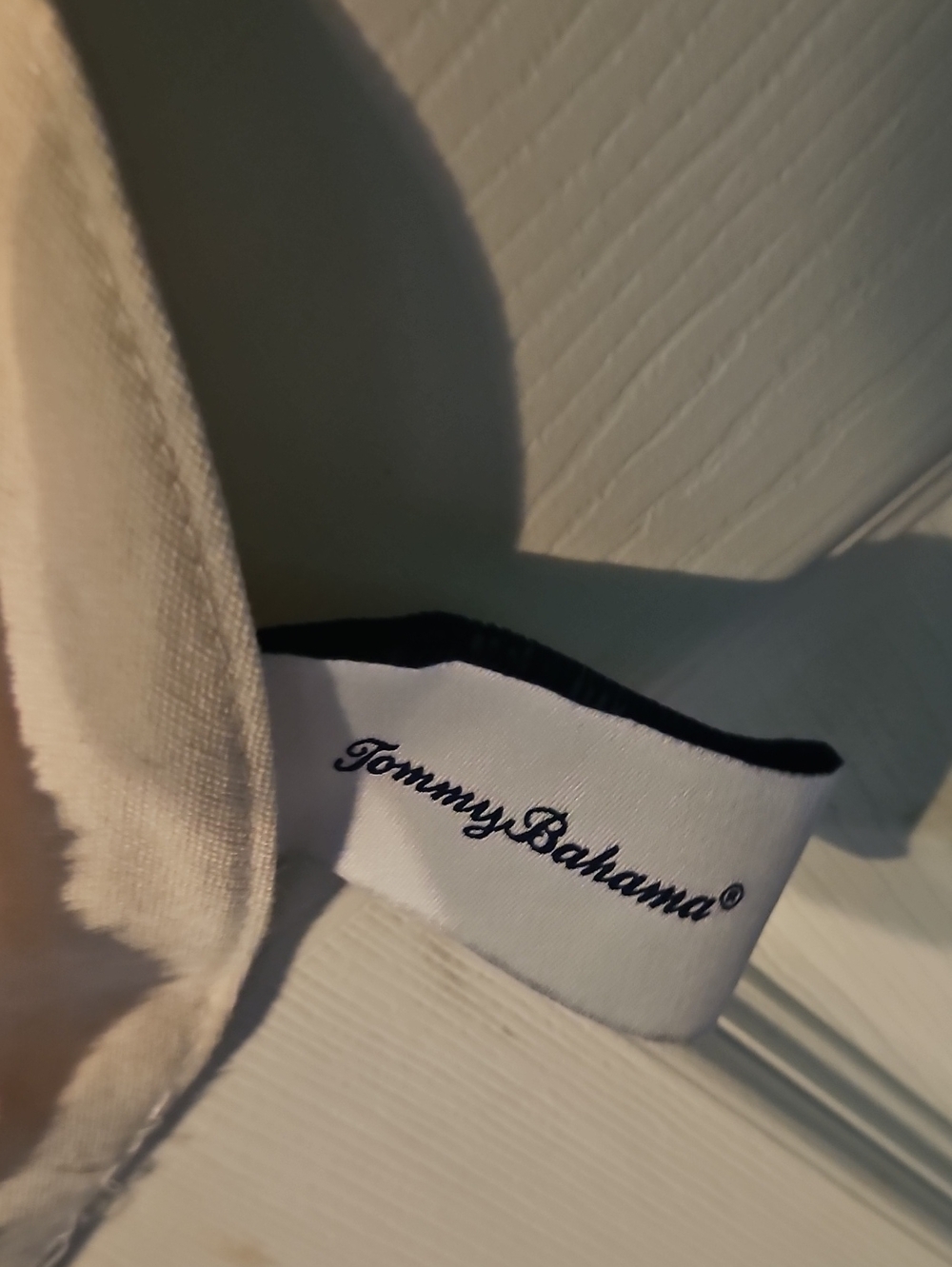 Tommy Bahama White and Navy Branded Fabric Table Runner - Picture 4 of 7